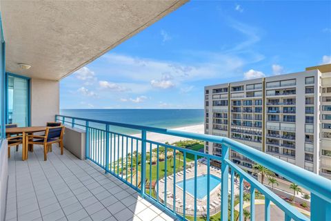 Photo of 1520 Gulf Boulevard #906, Clearwater Beach, FL 33767 (MLS # TB8418220)
