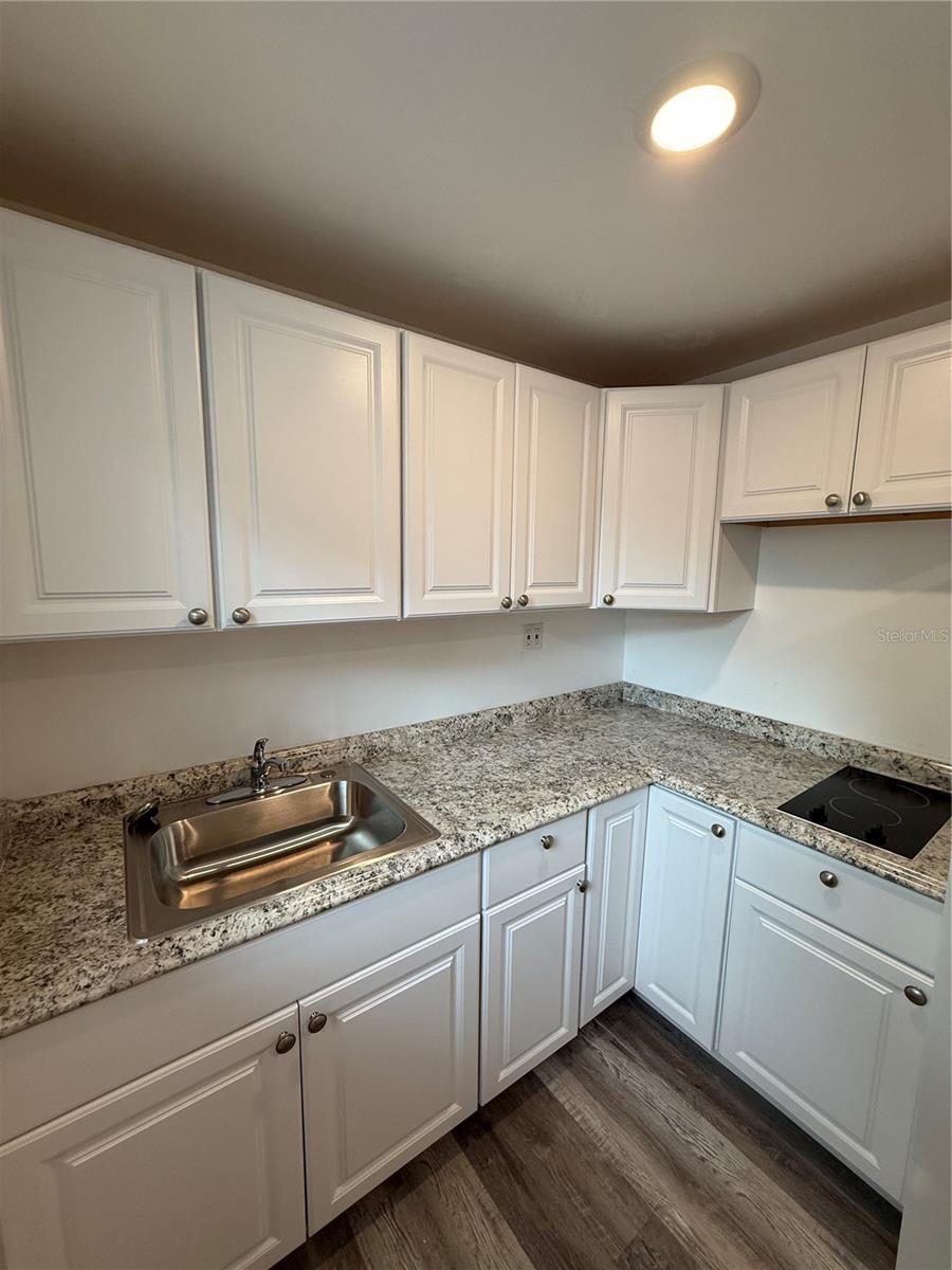 MICHIGAN HEIGHTS - Residential Lease