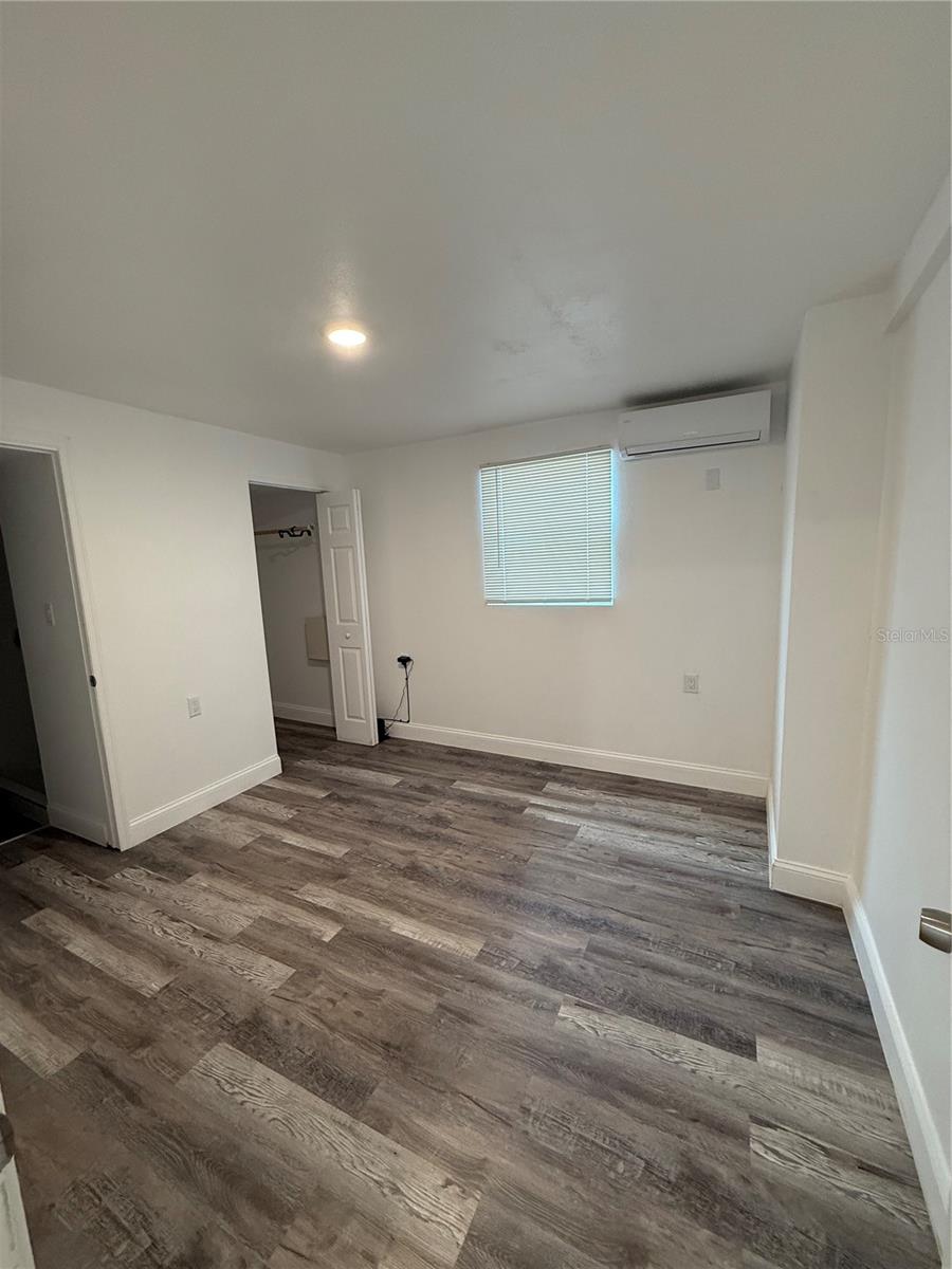 MICHIGAN HEIGHTS - Residential Lease
