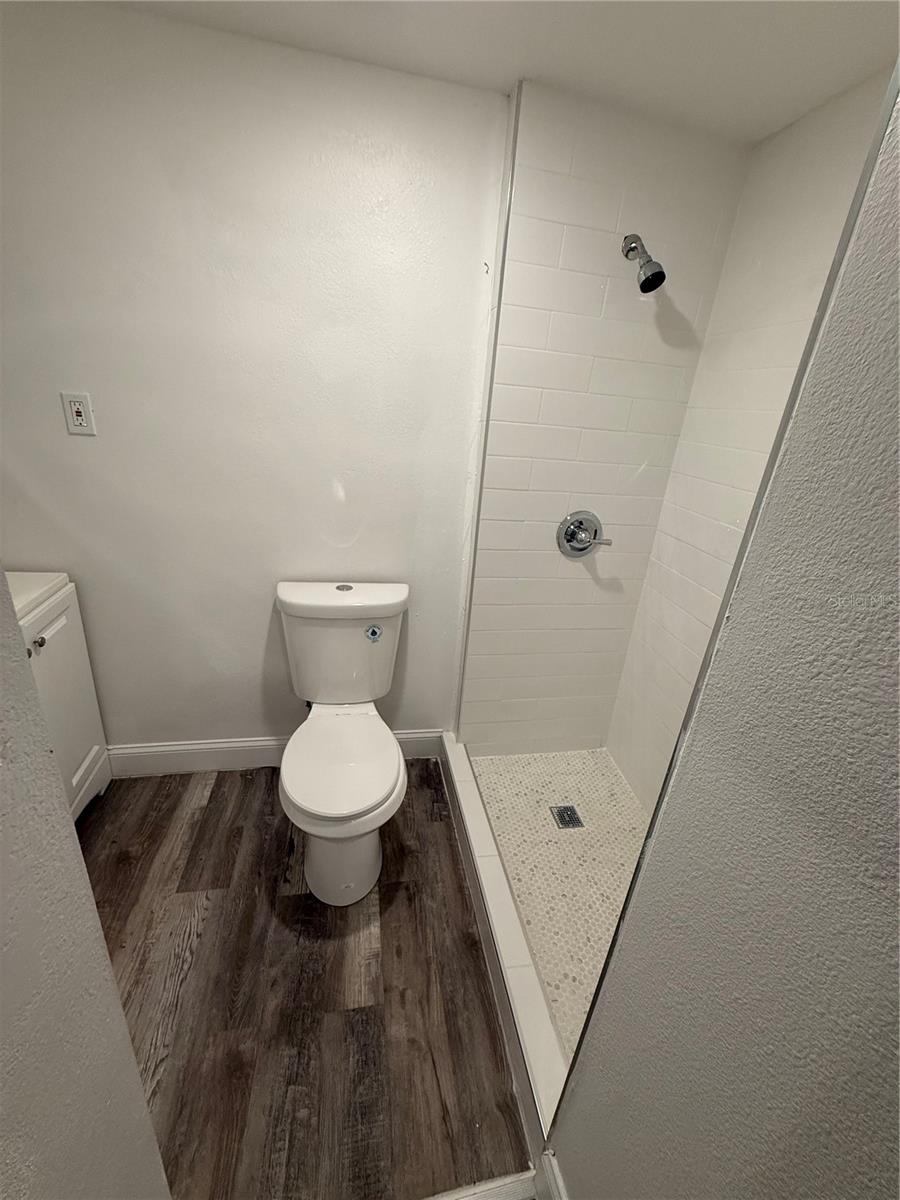 MICHIGAN HEIGHTS - Residential Lease