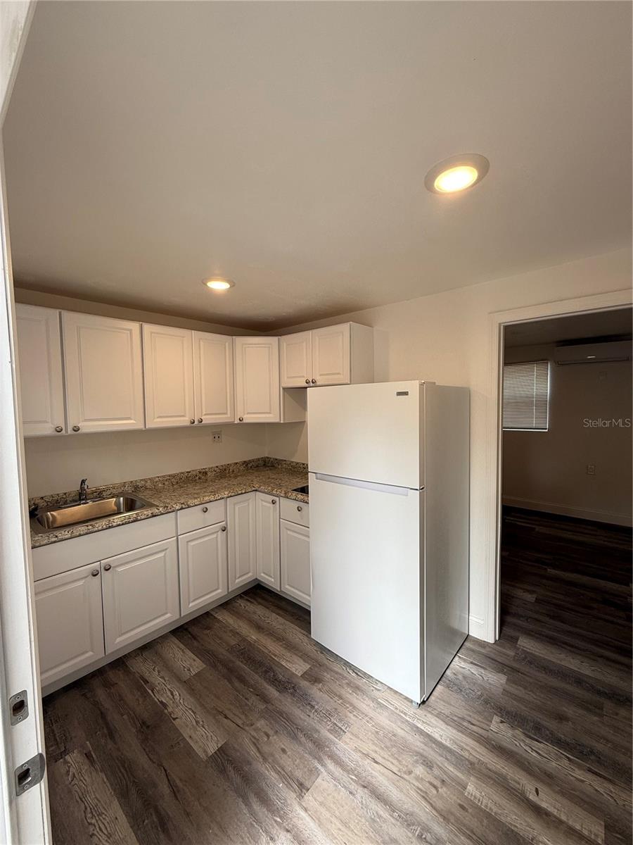 MICHIGAN HEIGHTS - Residential Lease
