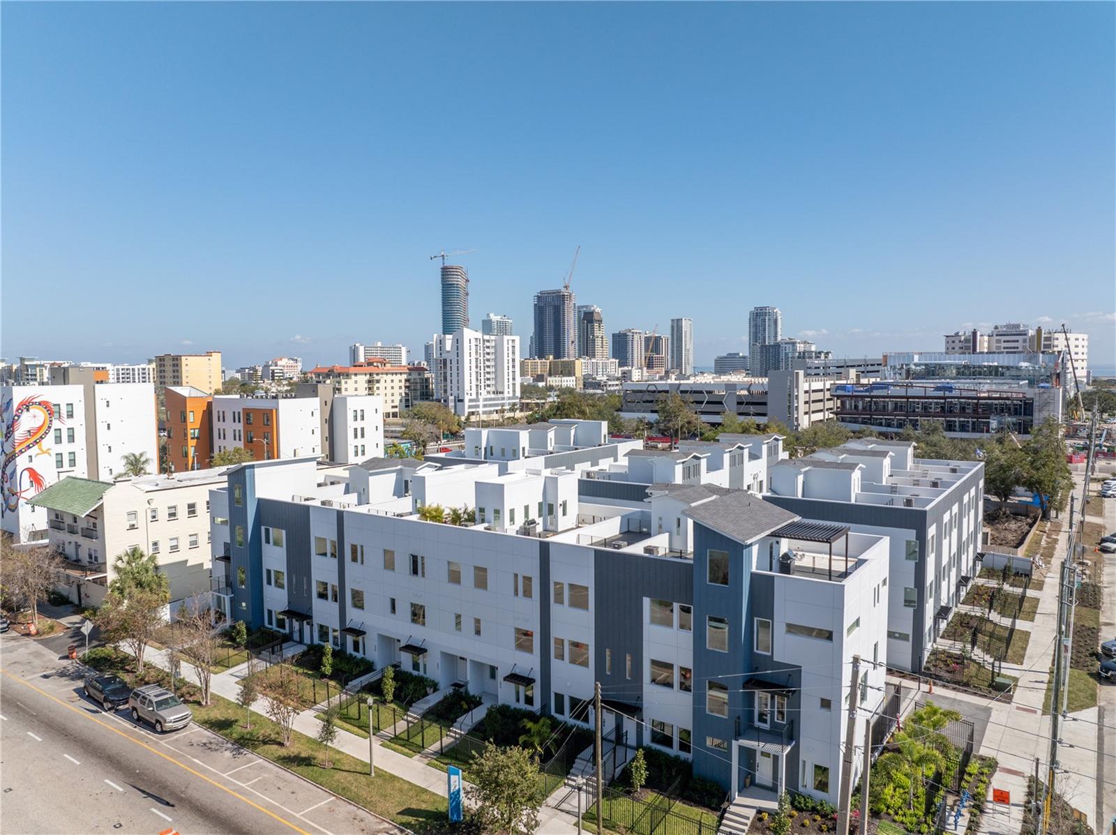 INNOVATION TOWNHOMES - Residential