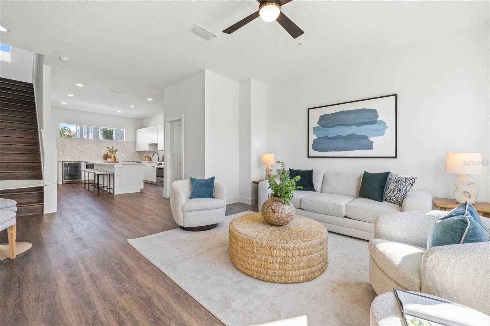 INNOVATION TOWNHOMES - Residential