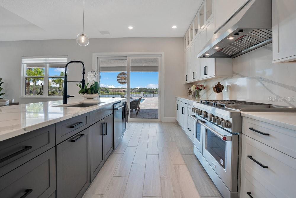 BELLA COLLINA EAST SUB - Residential