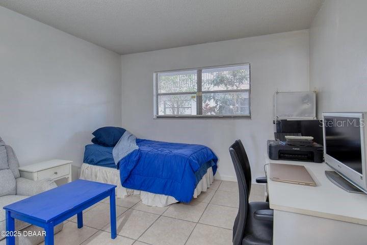 DAYTONA BEACH GOLF & COUNTRY CLUB - Residential