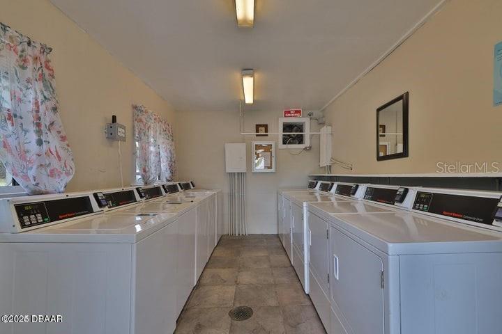 DAYTONA BEACH GOLF & COUNTRY CLUB - Residential