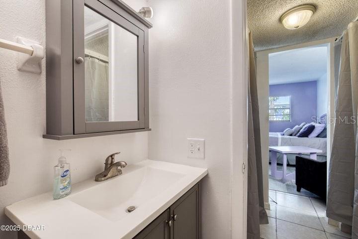 DAYTONA BEACH GOLF & COUNTRY CLUB - Residential