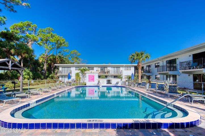 DAYTONA BEACH GOLF & COUNTRY CLUB - Residential