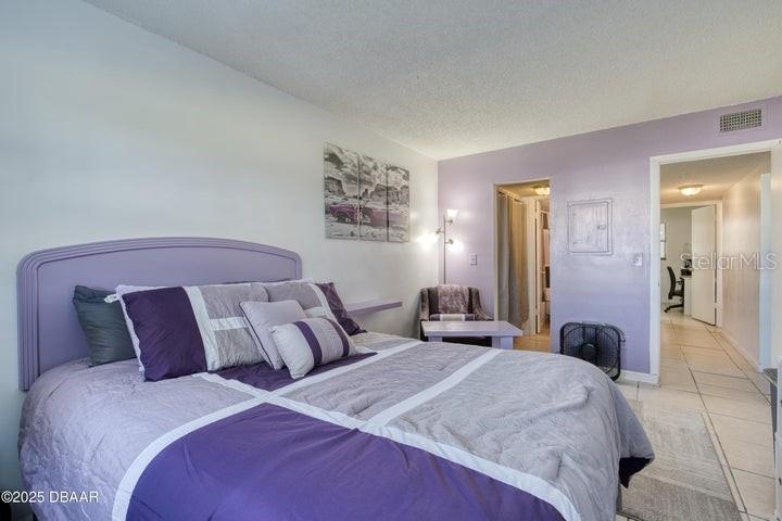 DAYTONA BEACH GOLF & COUNTRY CLUB - Residential