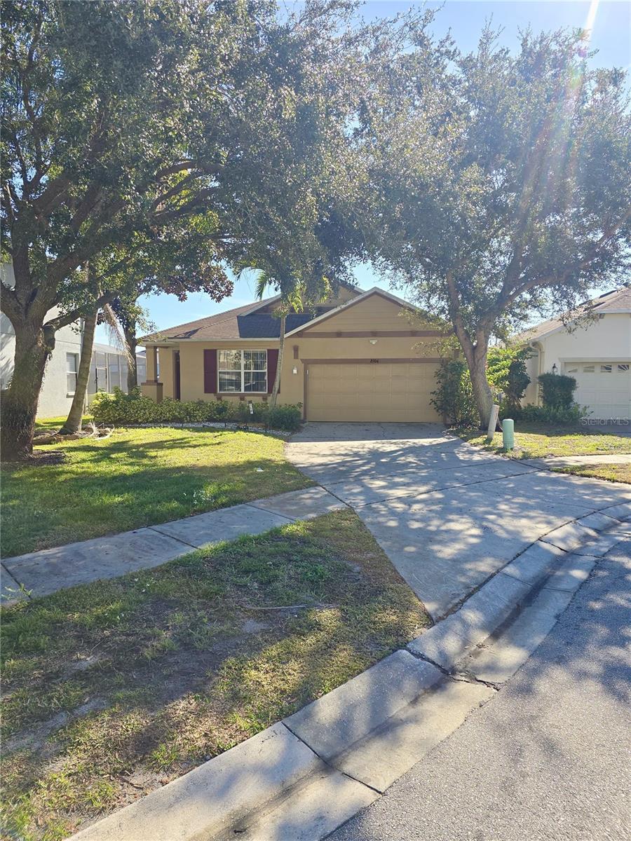 SOMERSET - Residential Lease