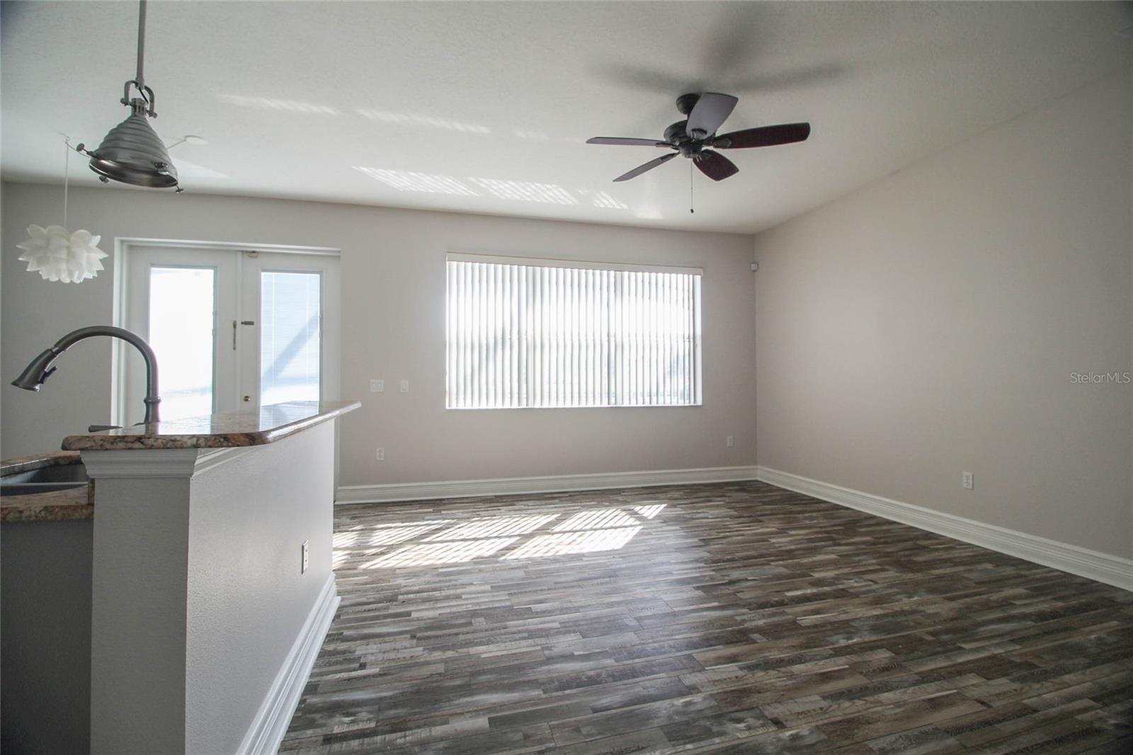 SOMERSET - Residential Lease