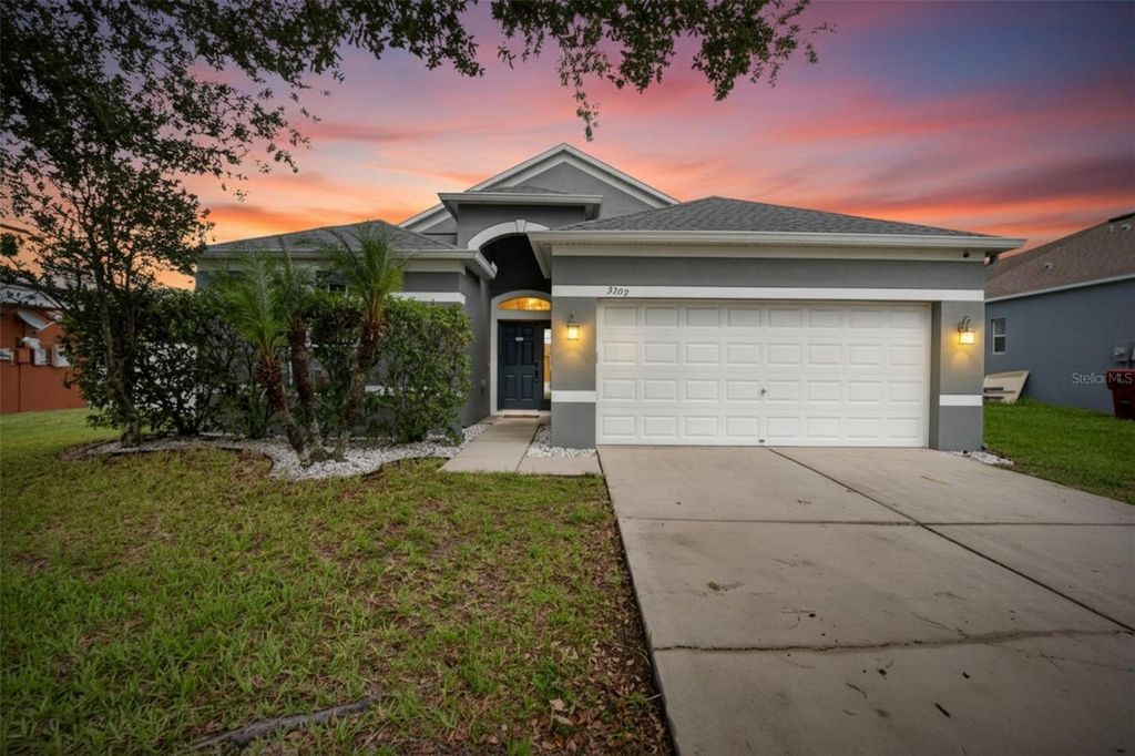 Photo of 3702 Trapnell Grove Loop, Plant City, FL 33567 (MLS # TB8513665)