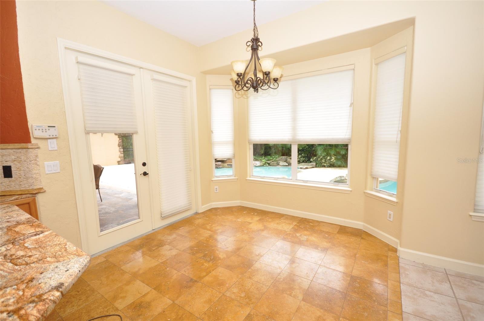LAFAYETTE CLUB - Residential Lease