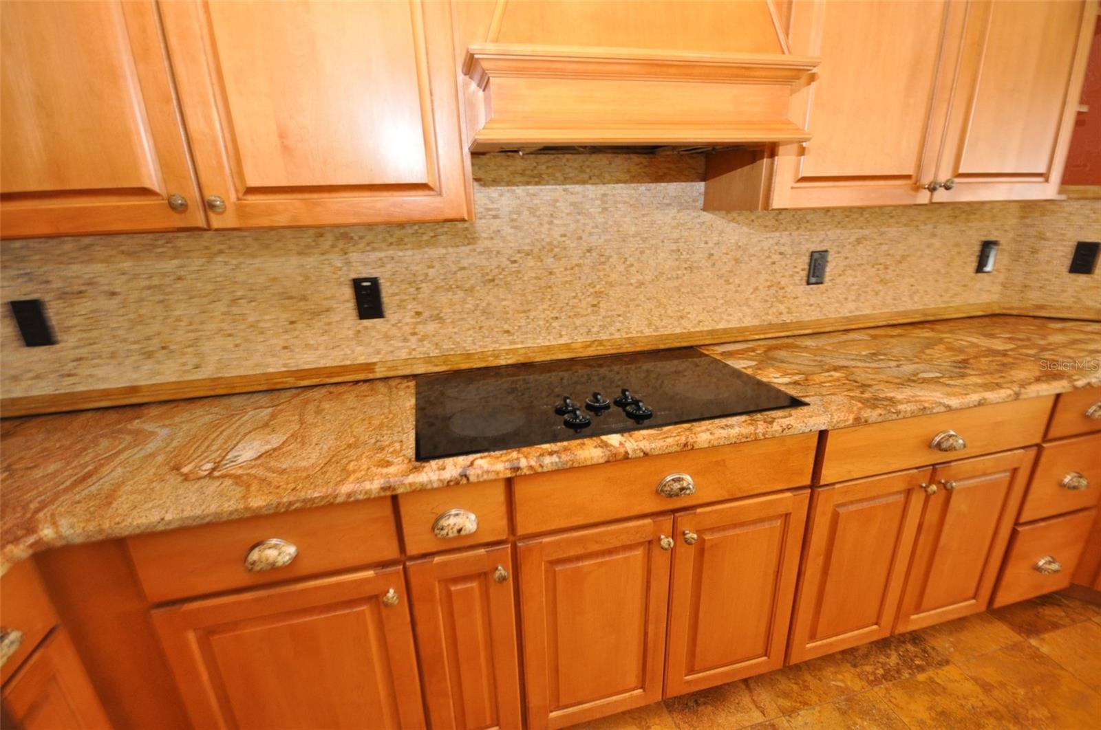 LAFAYETTE CLUB - Residential Lease