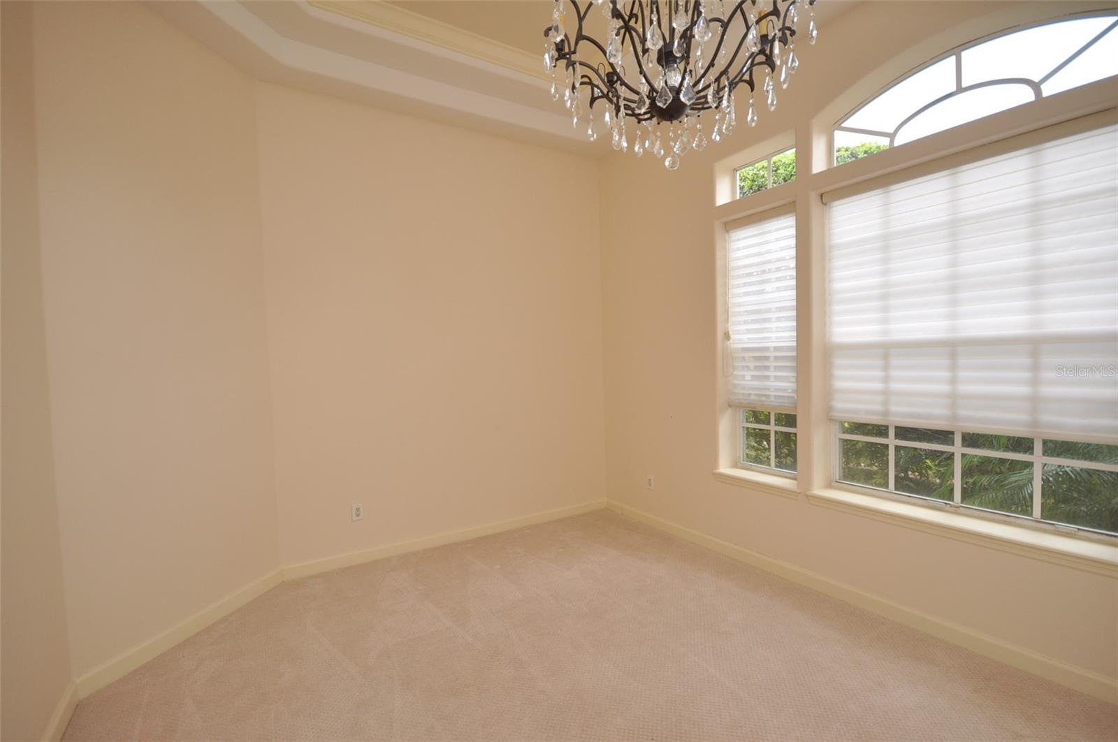LAFAYETTE CLUB - Residential Lease