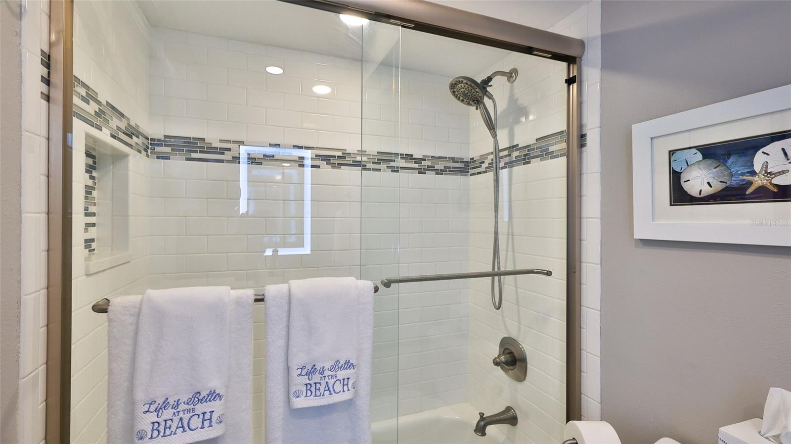 SEASCAPE TOWERS CONDO PH 01 - Residential