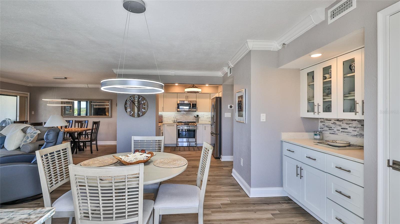 SEASCAPE TOWERS CONDO PH 01 - Residential