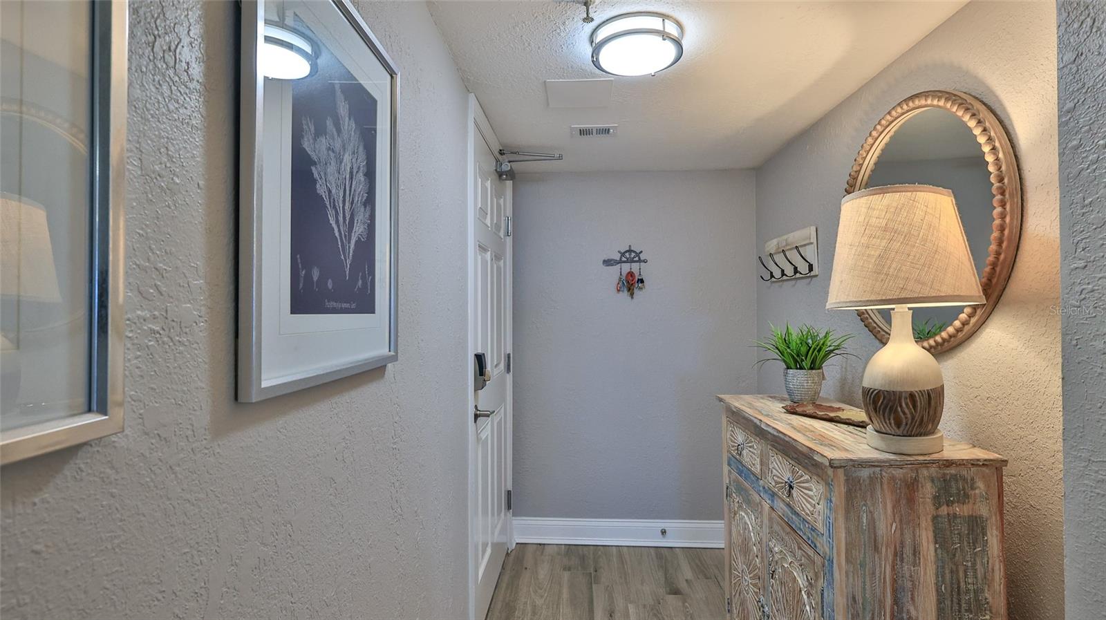 SEASCAPE TOWERS CONDO PH 01 - Residential