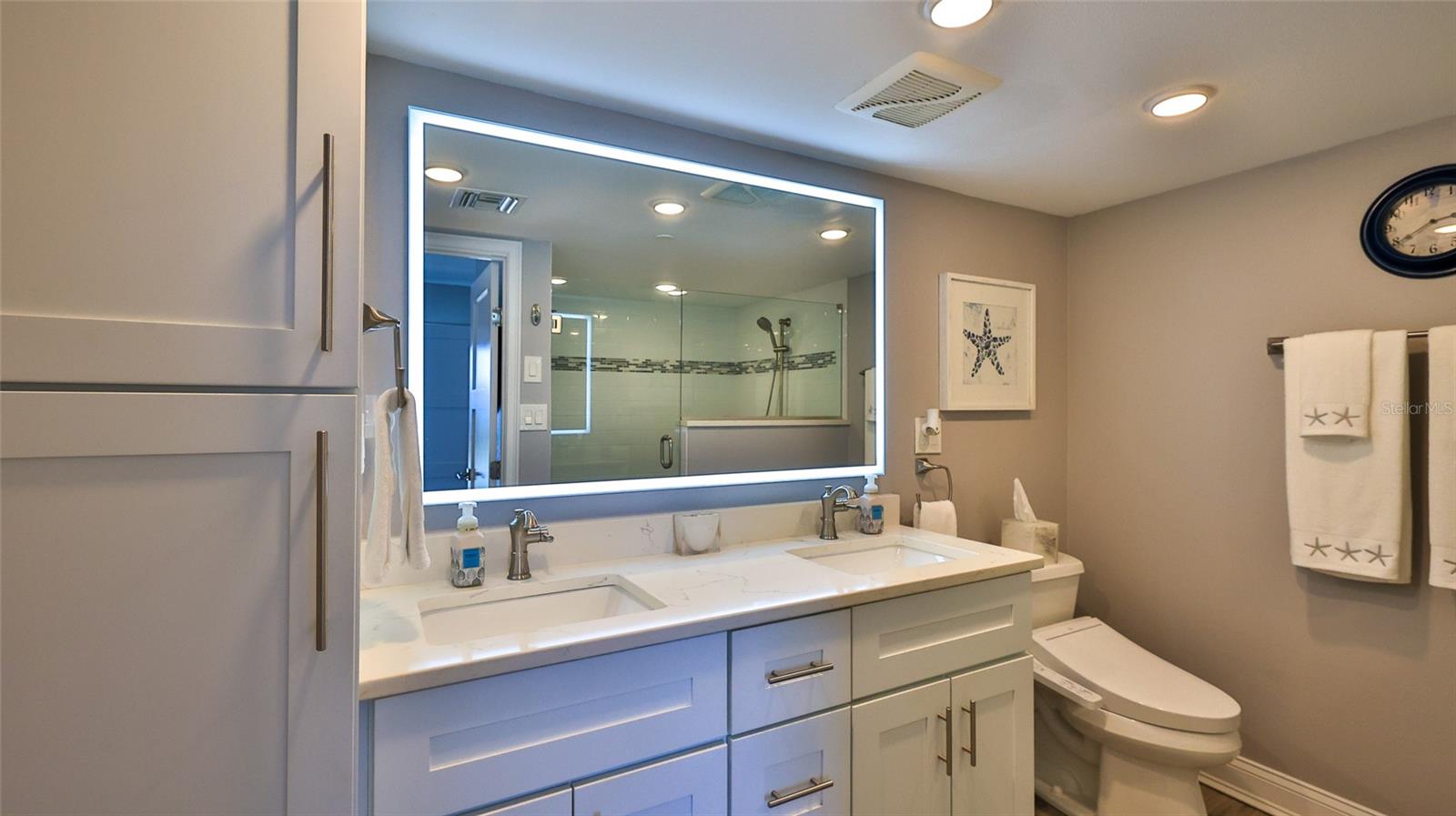 SEASCAPE TOWERS CONDO PH 01 - Residential