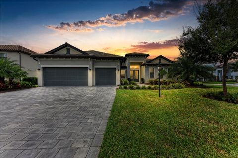 Photo of 4906 Lighthouse Bay Lane, Bradenton, FL 34211 (MLS # A4666010)