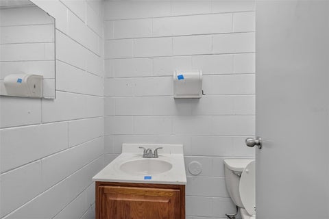 Tiny photo for 2628 Us Highway 441/27, Fruitland Park, FL 34731 (MLS # G5118856)
