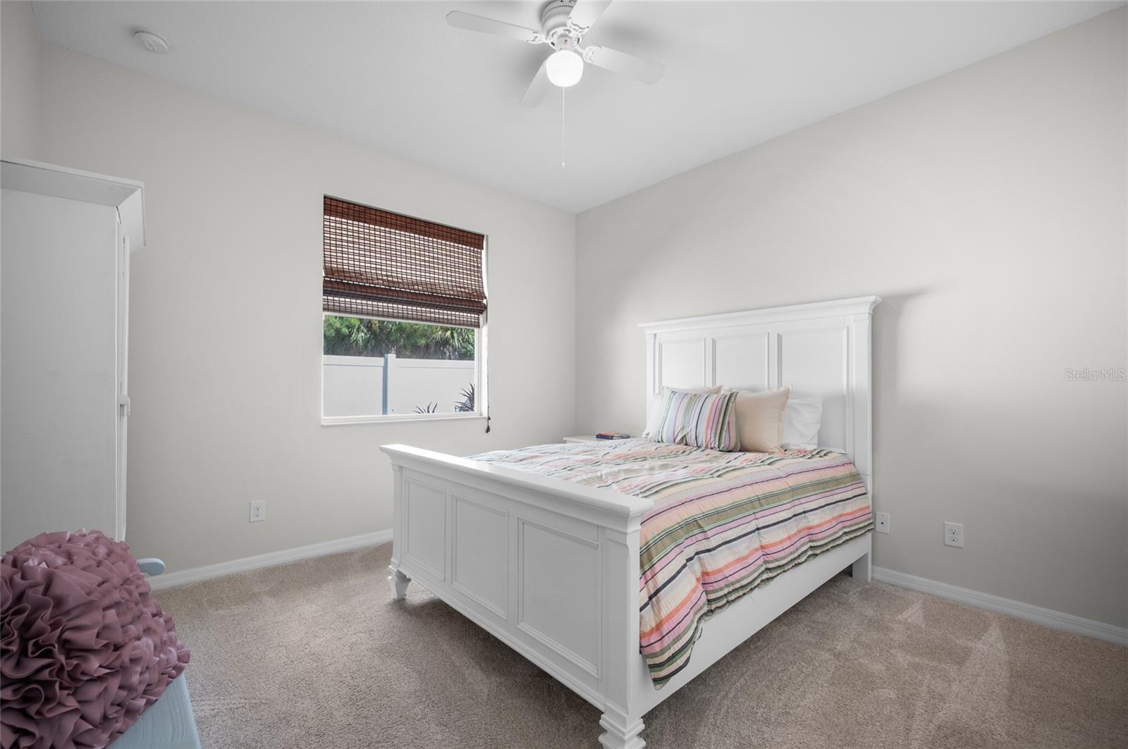 ARTISTS ENCLAVE - Residential