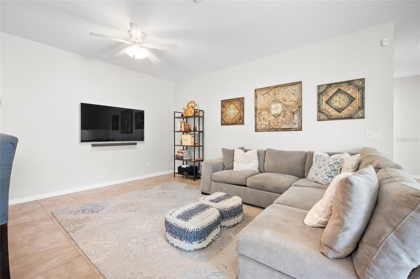 ARTISTS ENCLAVE - Residential