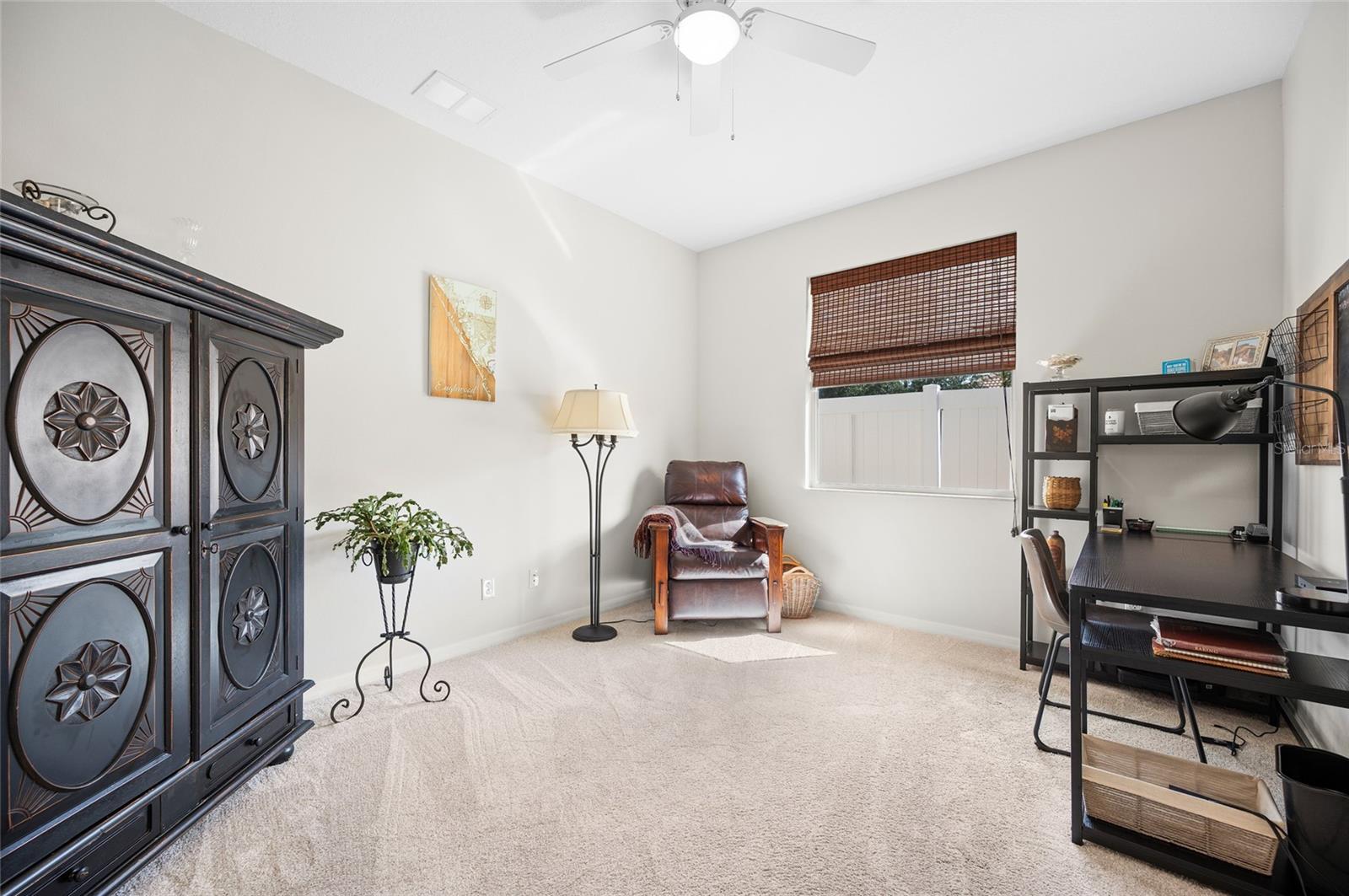 ARTISTS ENCLAVE - Residential