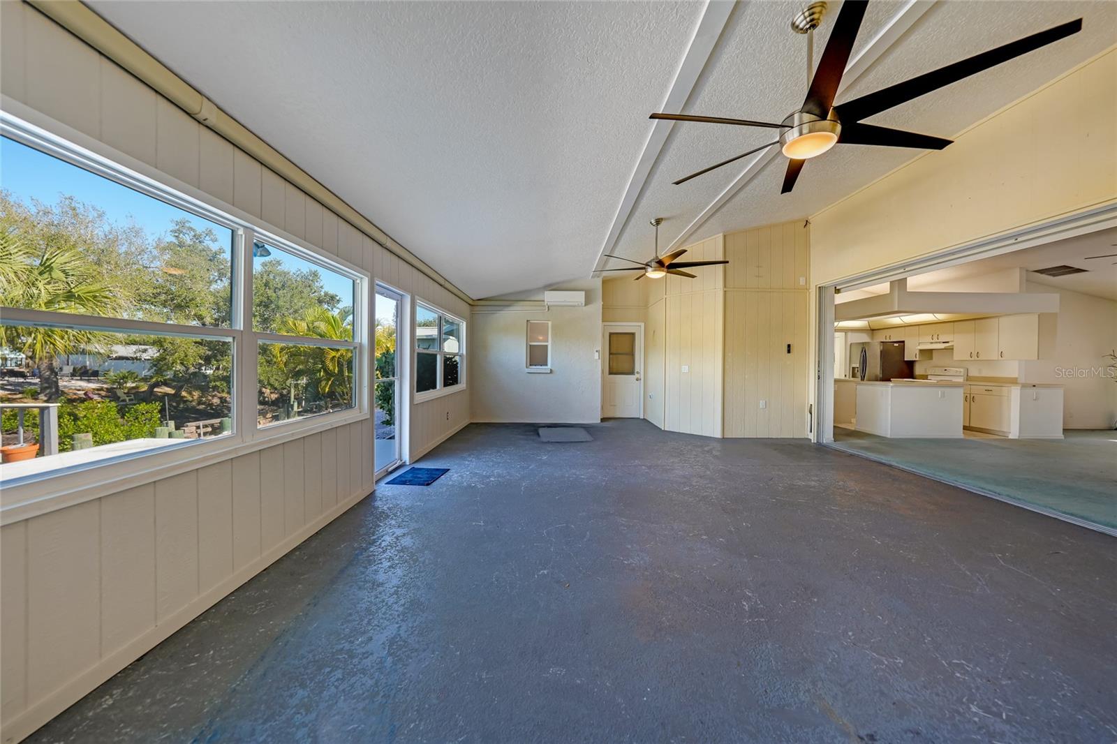 GROVE CITY TERRACE - Residential