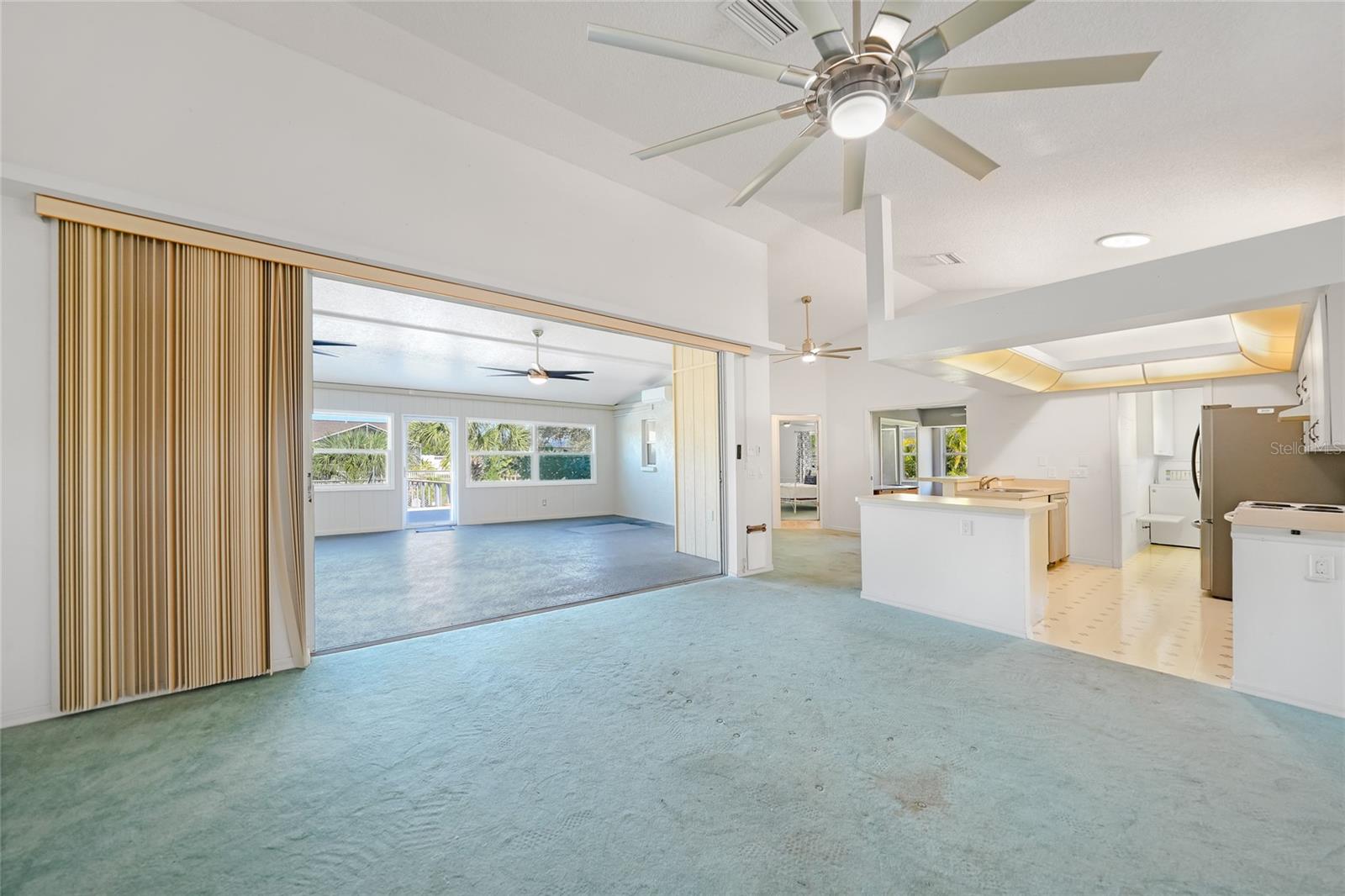 GROVE CITY TERRACE - Residential