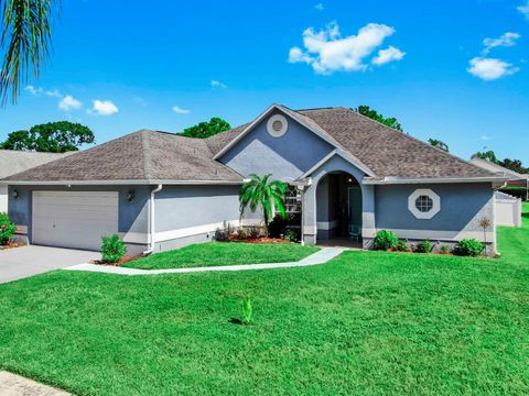 Photo of 3608 Cresta Court, Ruskin, FL 33573 (MLS # TB8434210)