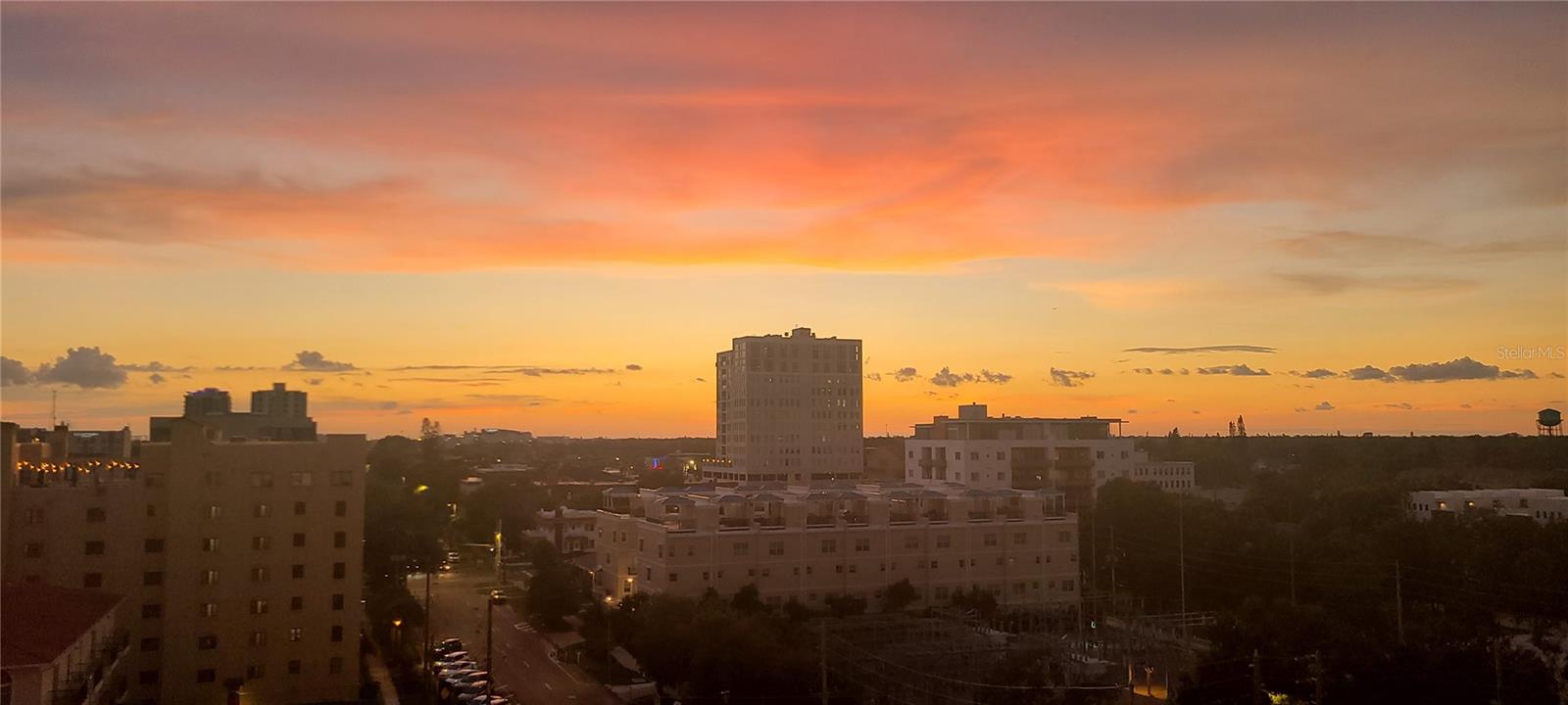 NOLEN THE CONDO - Residential