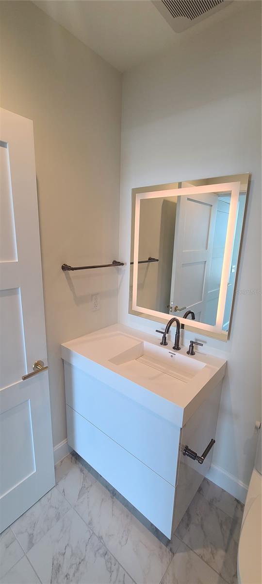 NOLEN THE CONDO - Residential