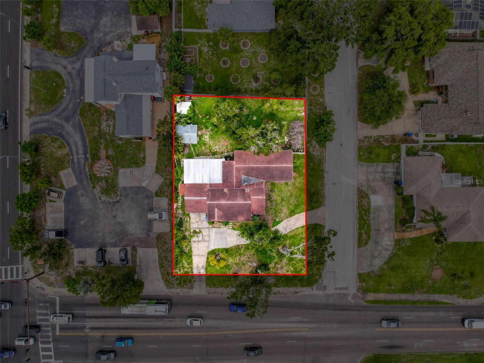425 49TH STREET N