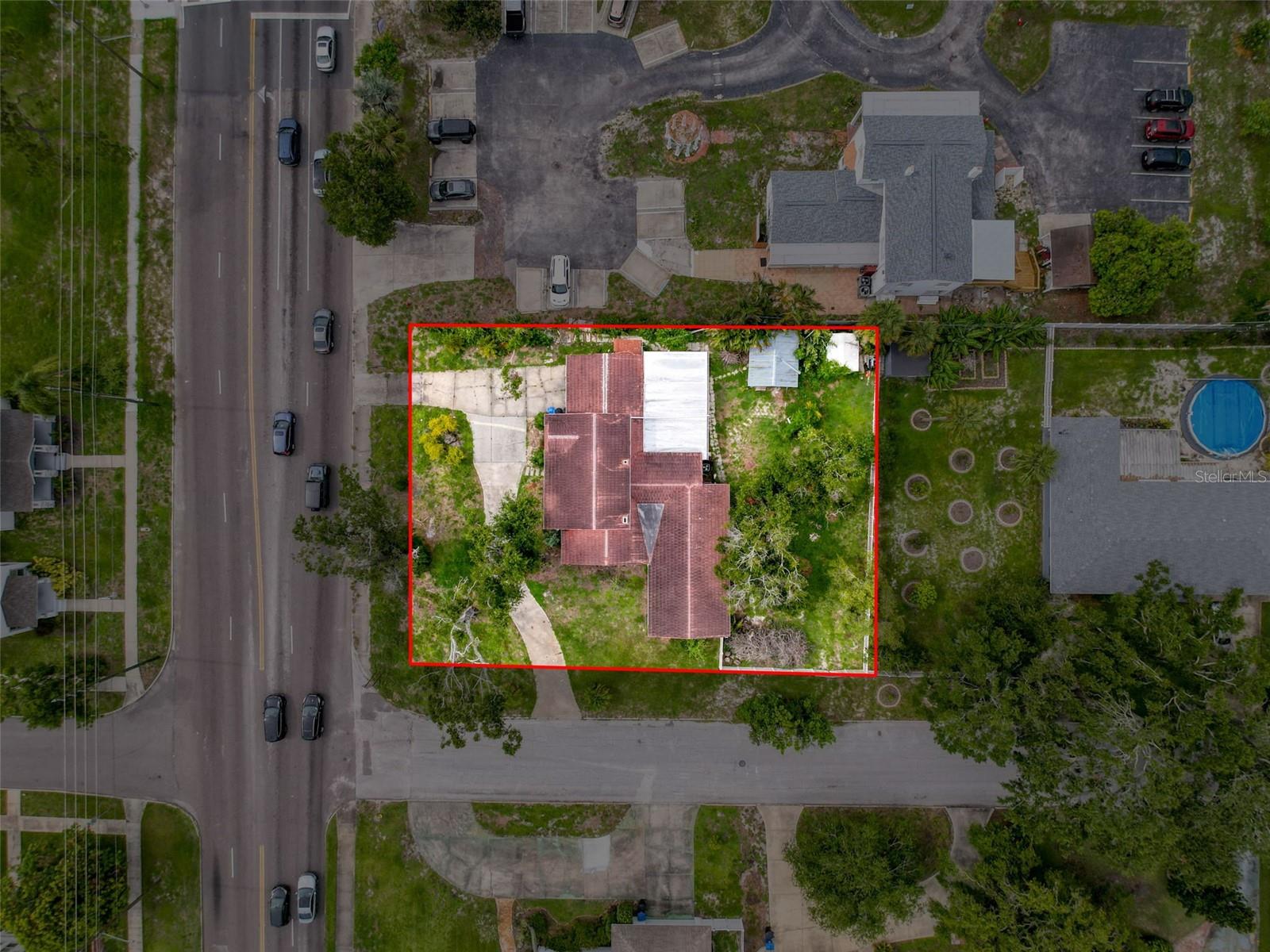 425 49TH STREET N