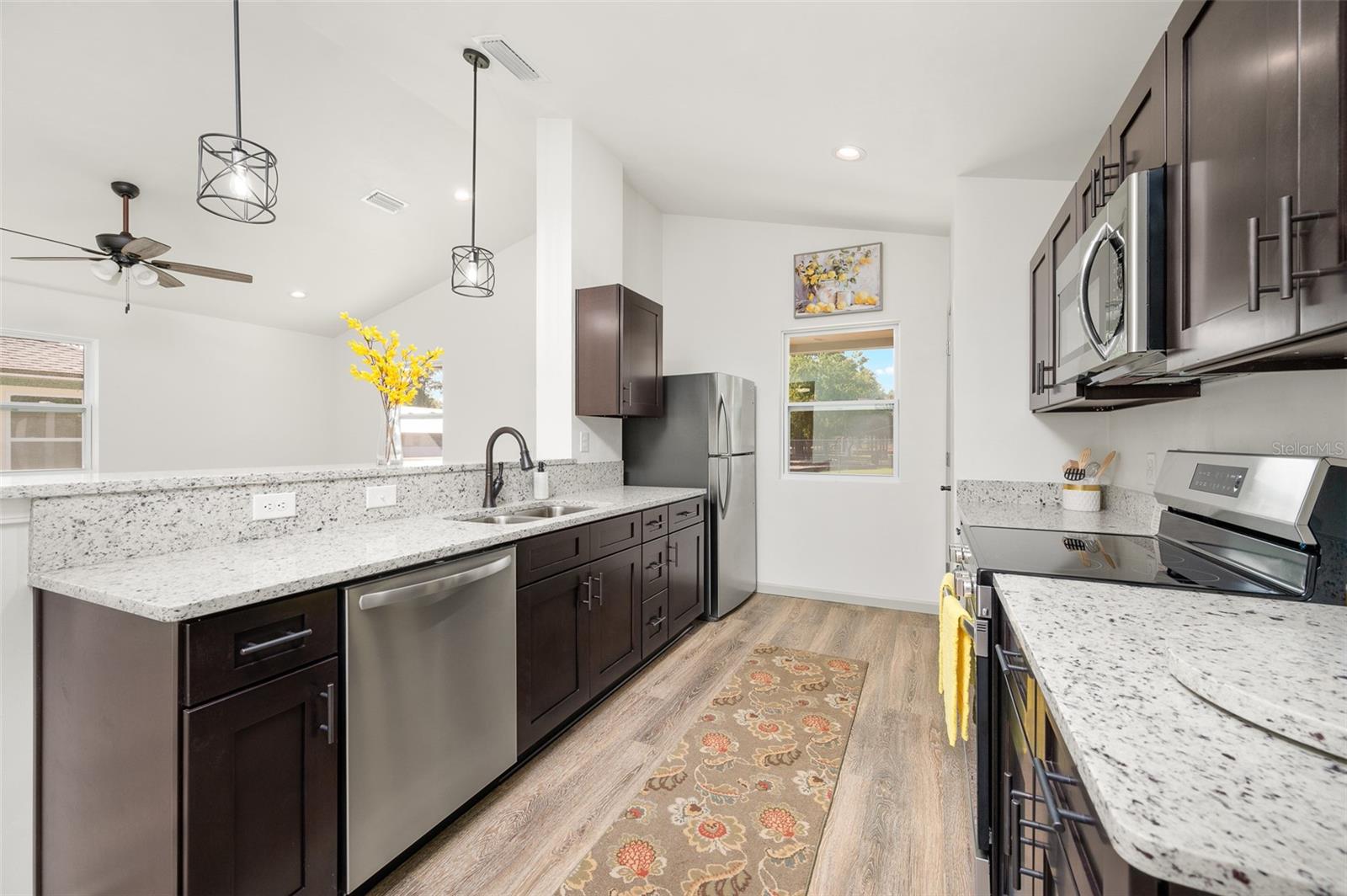 G M WHETSTONE ESTATE ADD TO H S - Residential