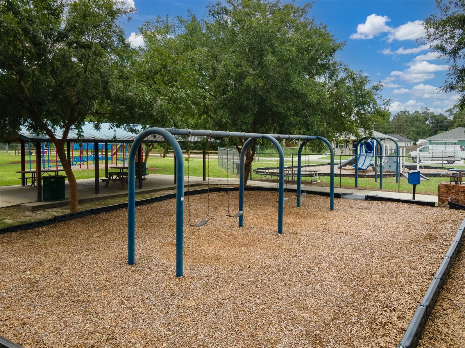 G M WHETSTONE ESTATE ADD TO H S - Residential