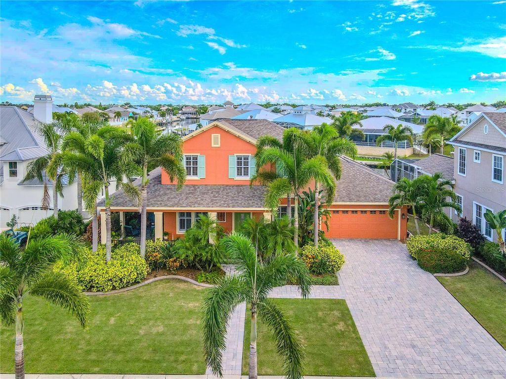 Photo of 710 Islebay Drive, Apollo Beach, FL 33572 (MLS # TB8338366)