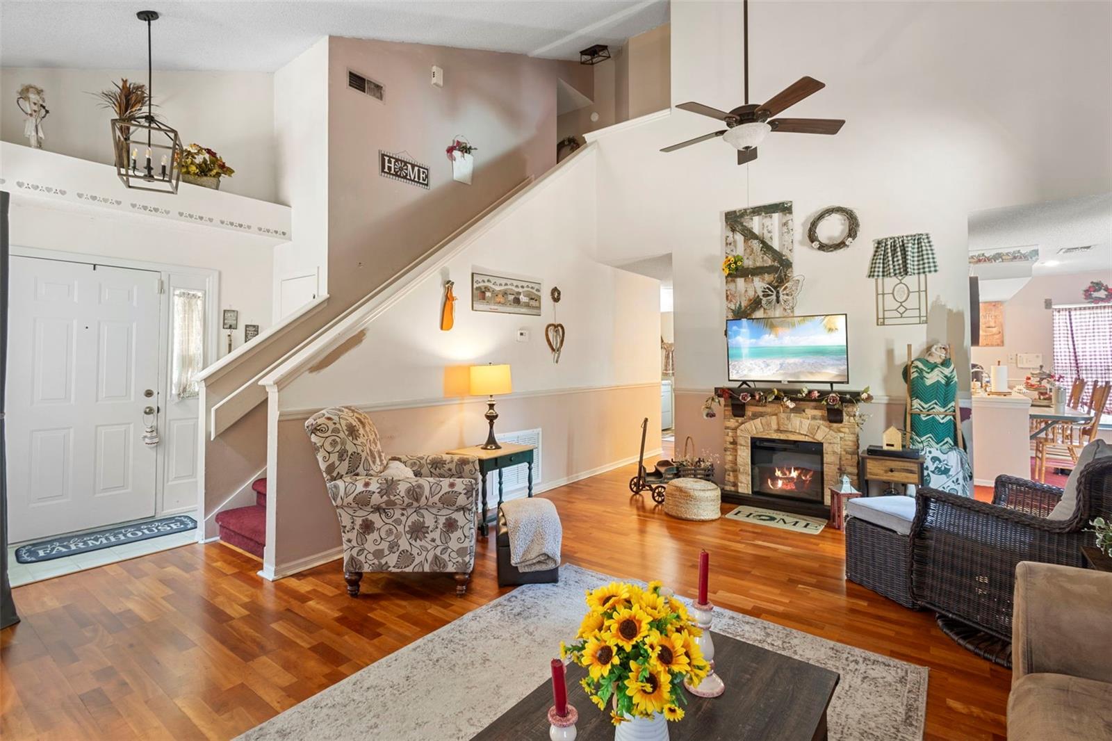 4273 FOX HOLLOW CIRCLE