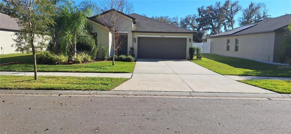 39934 DAWSON CHASE DR, ZEPHYRHILLS, FL 33540 - Image dad5e32dd2dda09445a3cf83ddd6b195/3224293681