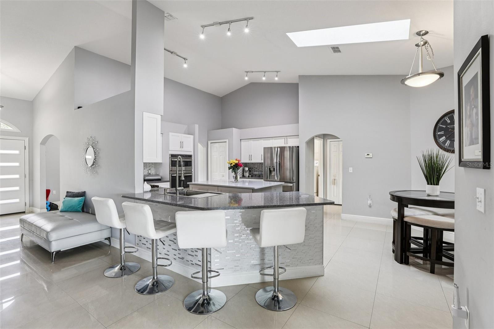 EAST LAKE RESERVE AT NARCOOSSEE UNIT 3 - Residential