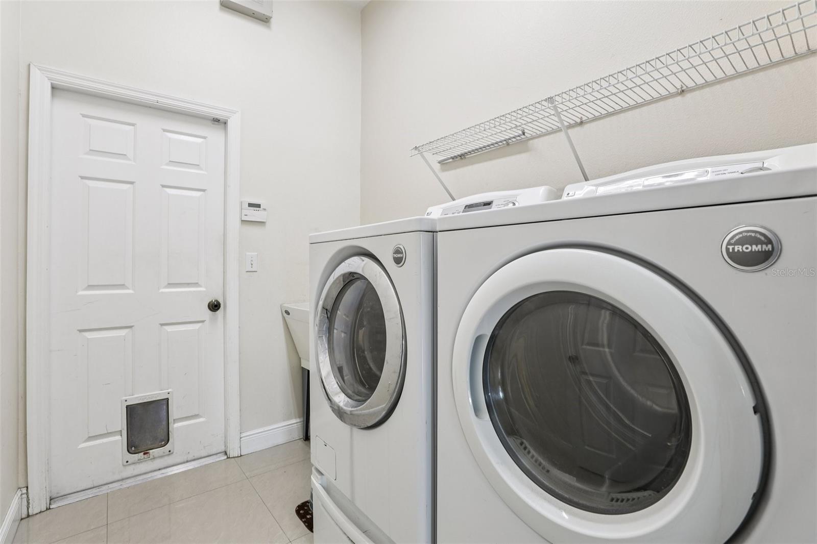 EAST LAKE RESERVE AT NARCOOSSEE UNIT 3 - Residential