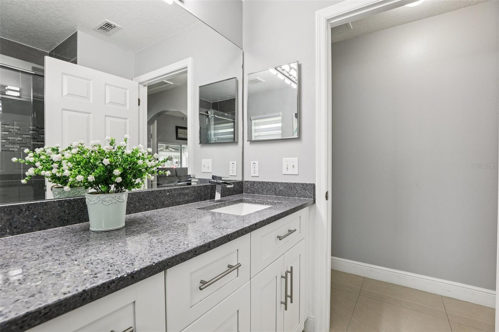 EAST LAKE RESERVE AT NARCOOSSEE UNIT 3 - Residential