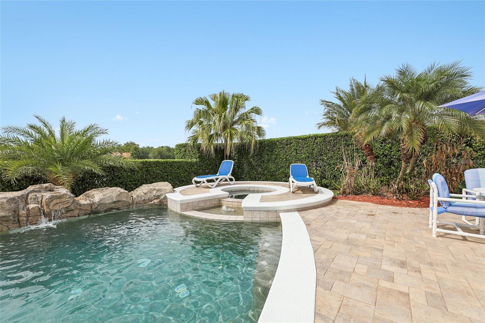 EAST LAKE RESERVE AT NARCOOSSEE UNIT 3 - Residential