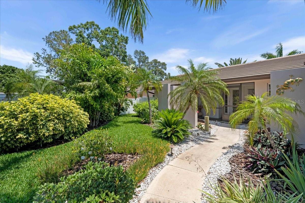 10515 HETRICK CIRCLE W