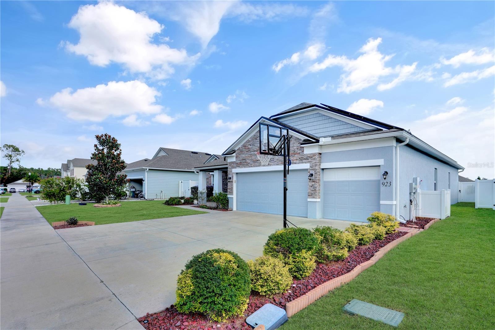 923 NW 253RD DRIVE