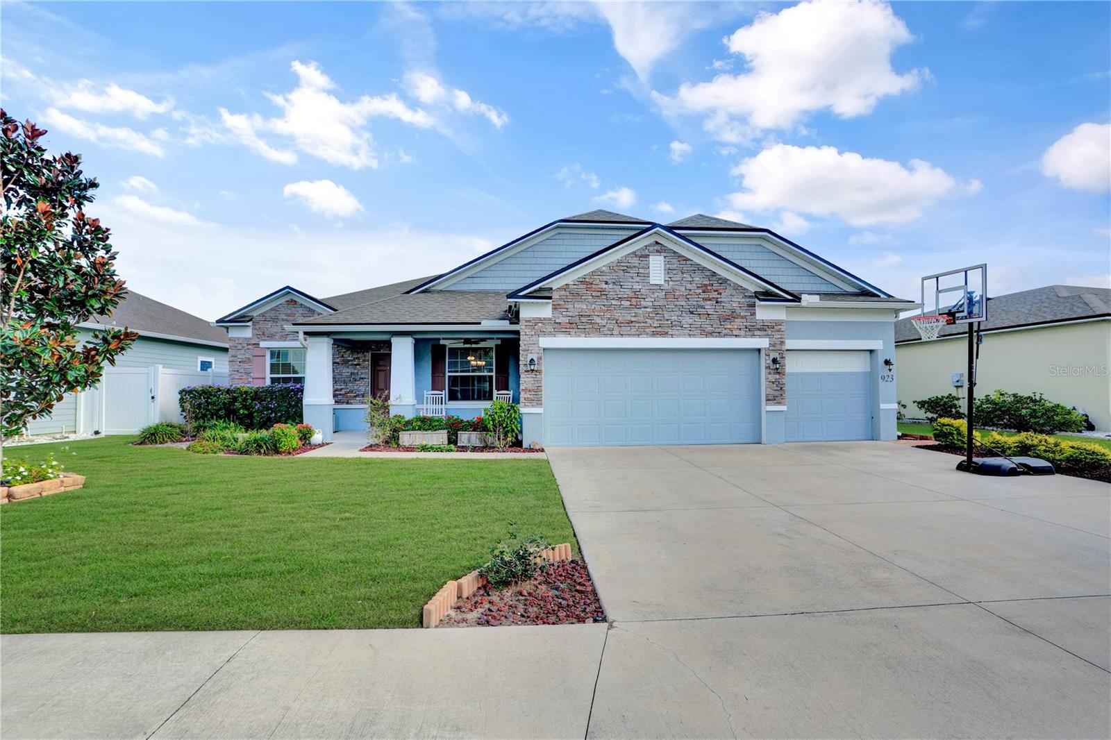923 NW 253RD DRIVE