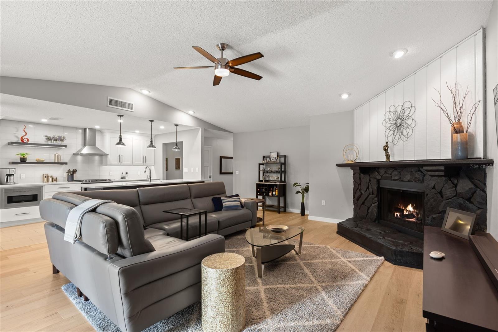 EAGLE CHASE - Residential