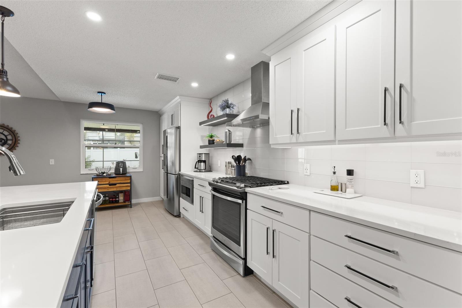 EAGLE CHASE - Residential