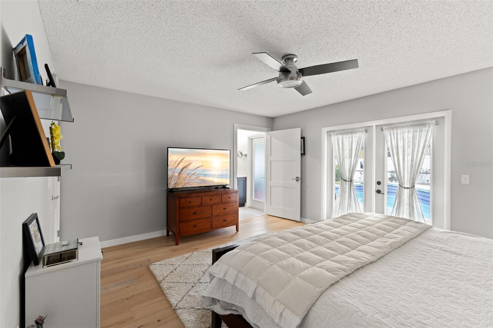 EAGLE CHASE - Residential